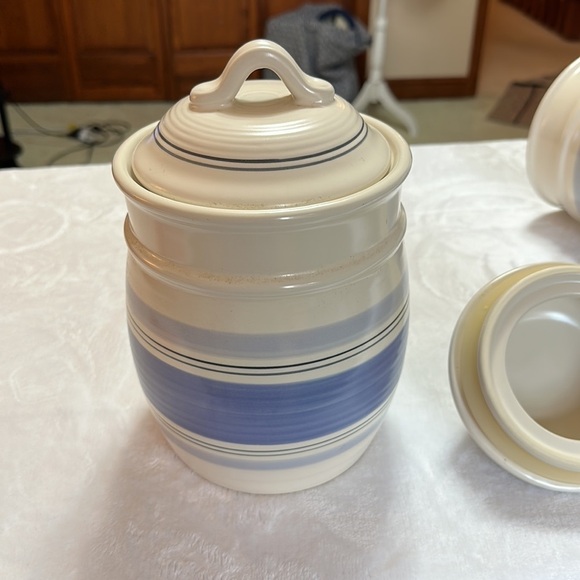 Pfaltzgraff Handpainted Rio Medium & Large Canister Set Flawless - Picture 8 of 10
